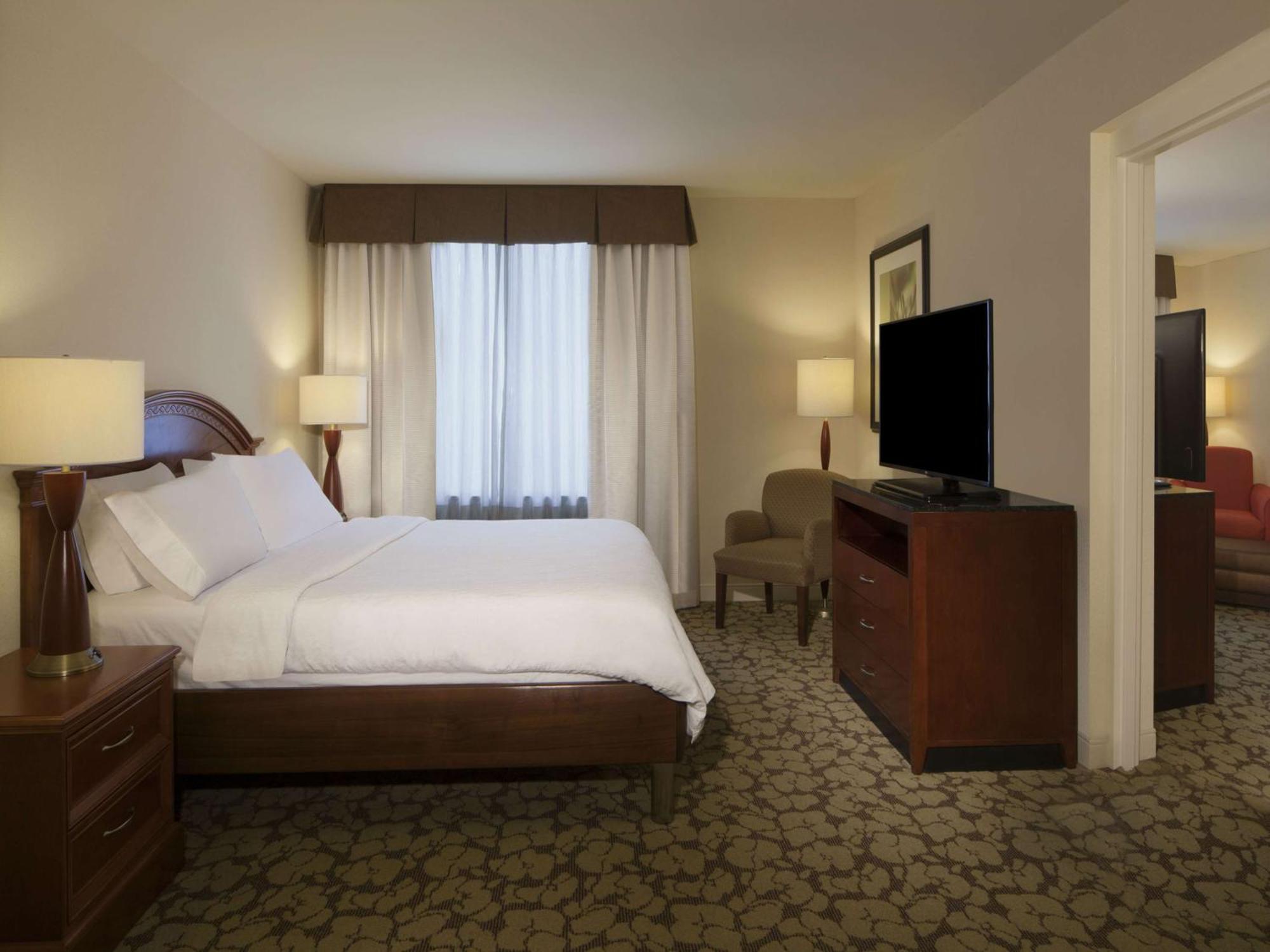 Hilton Garden Inn Virginia Beach Town Center Exterior foto