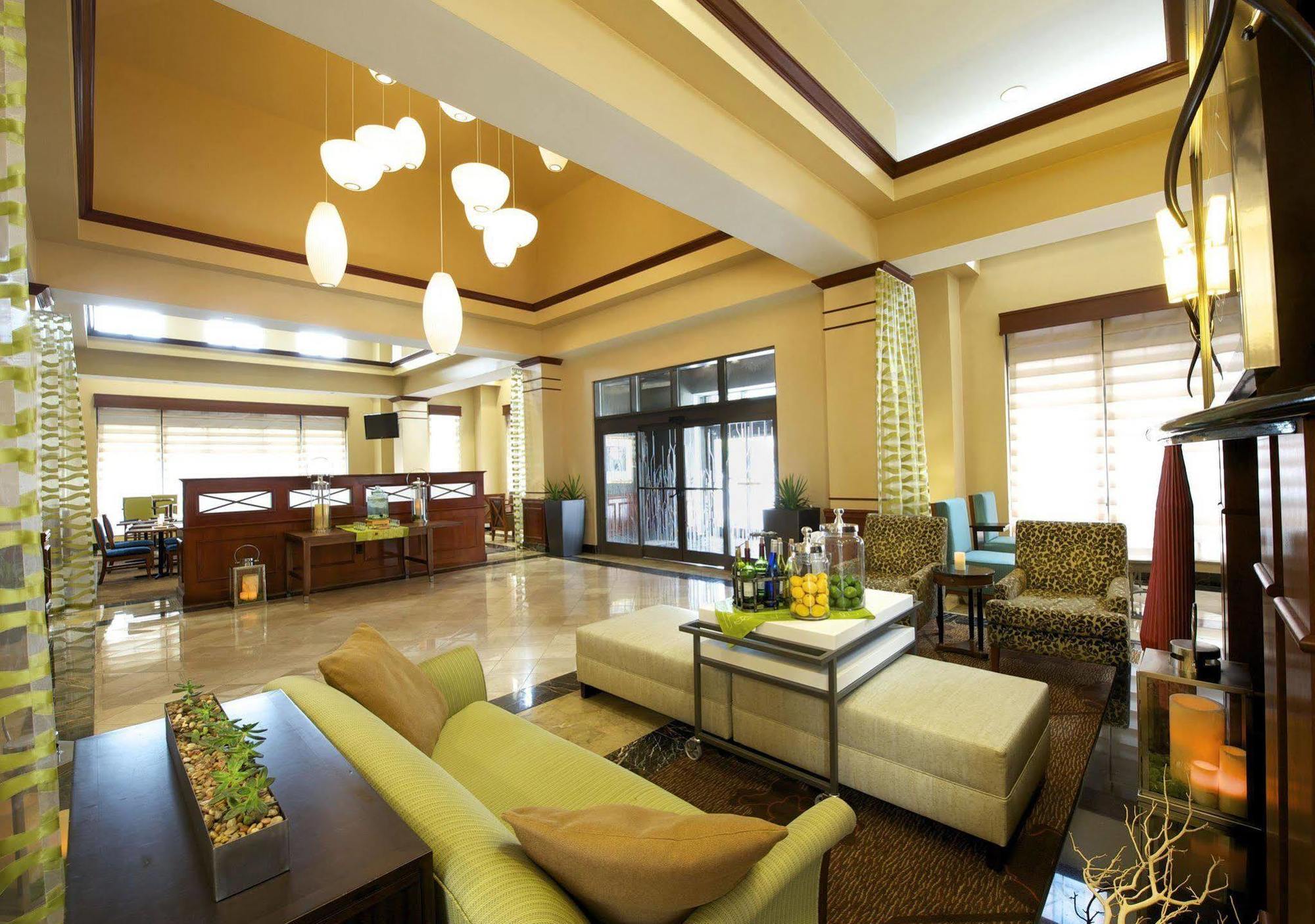 Hilton Garden Inn Virginia Beach Town Center Exterior foto